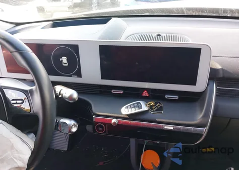 2022 Hyundai Ioniq 5 Limited from USA, damaged, VIN KM8KRDAF0NU101687